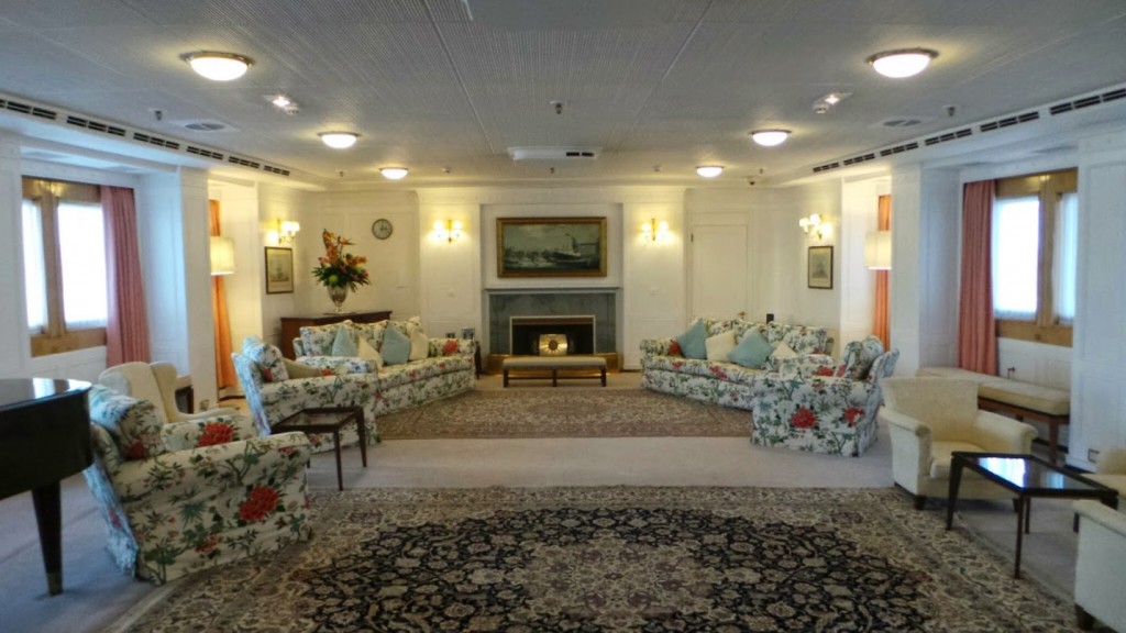 royal yacht britannia excursion and dinner
